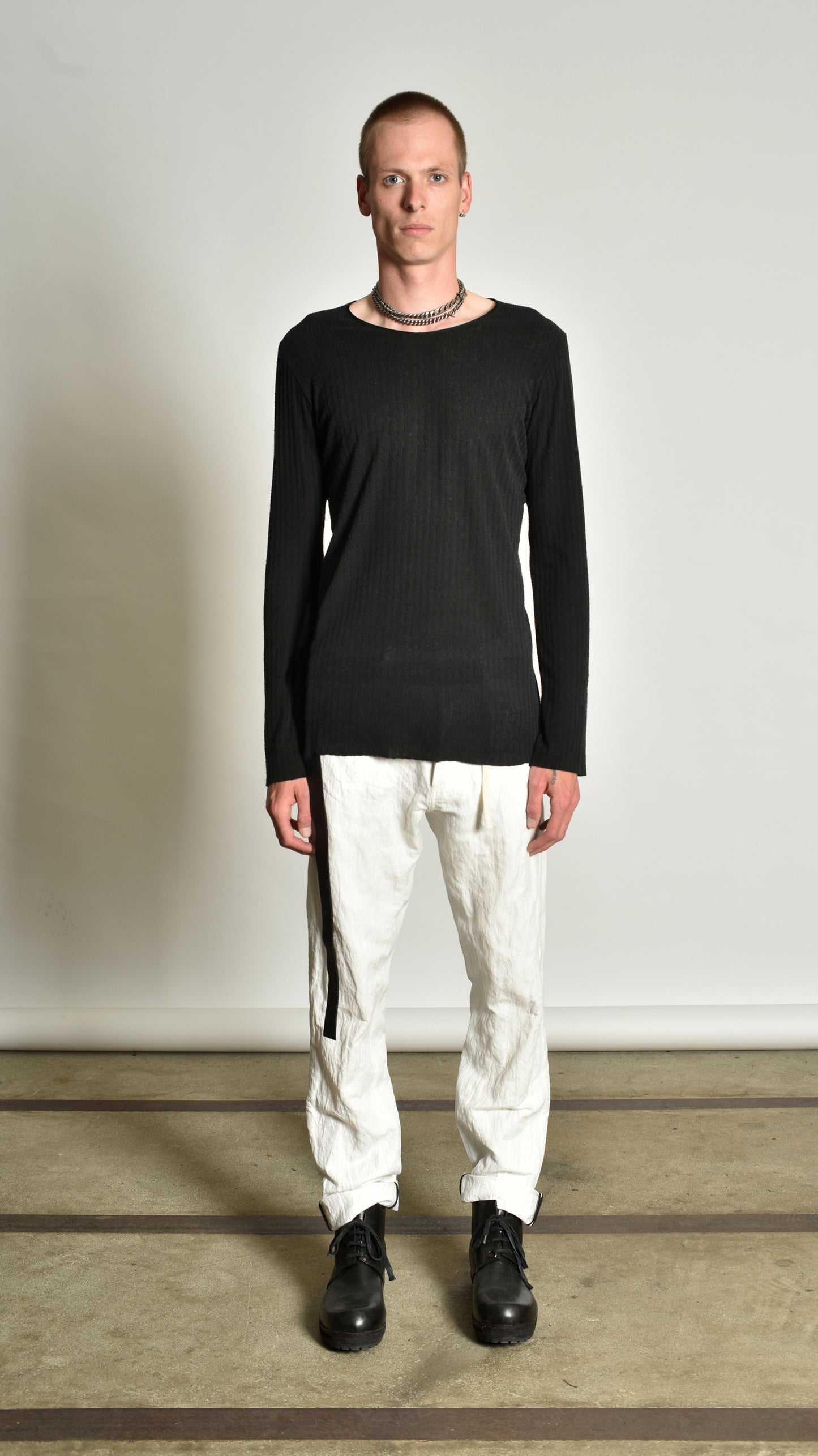 Longsleeved Basic T-Shirt