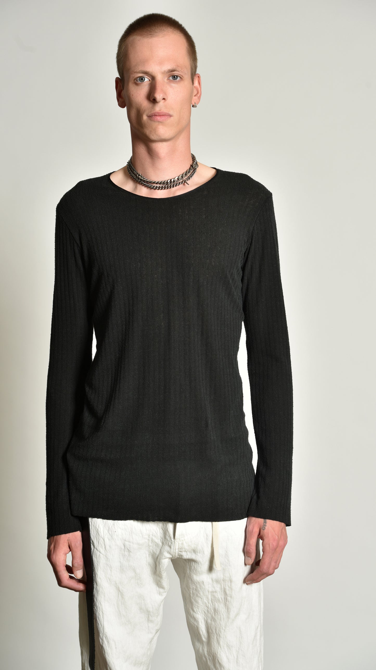 Longsleeved Basic T-Shirt