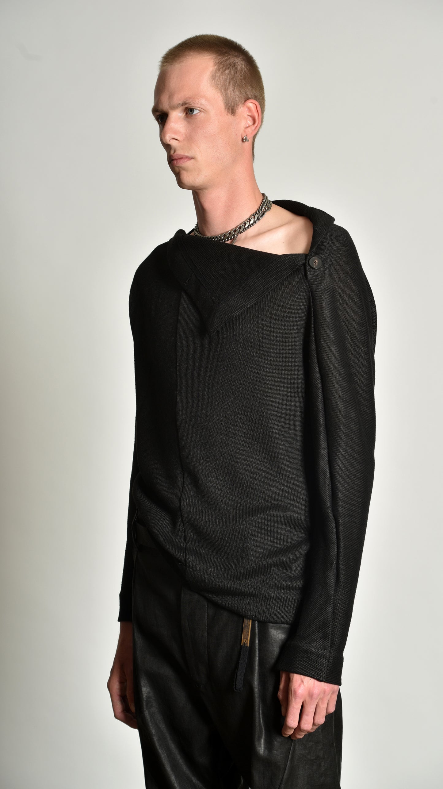 Twisted Buttoned Sweater (last one size 50)
