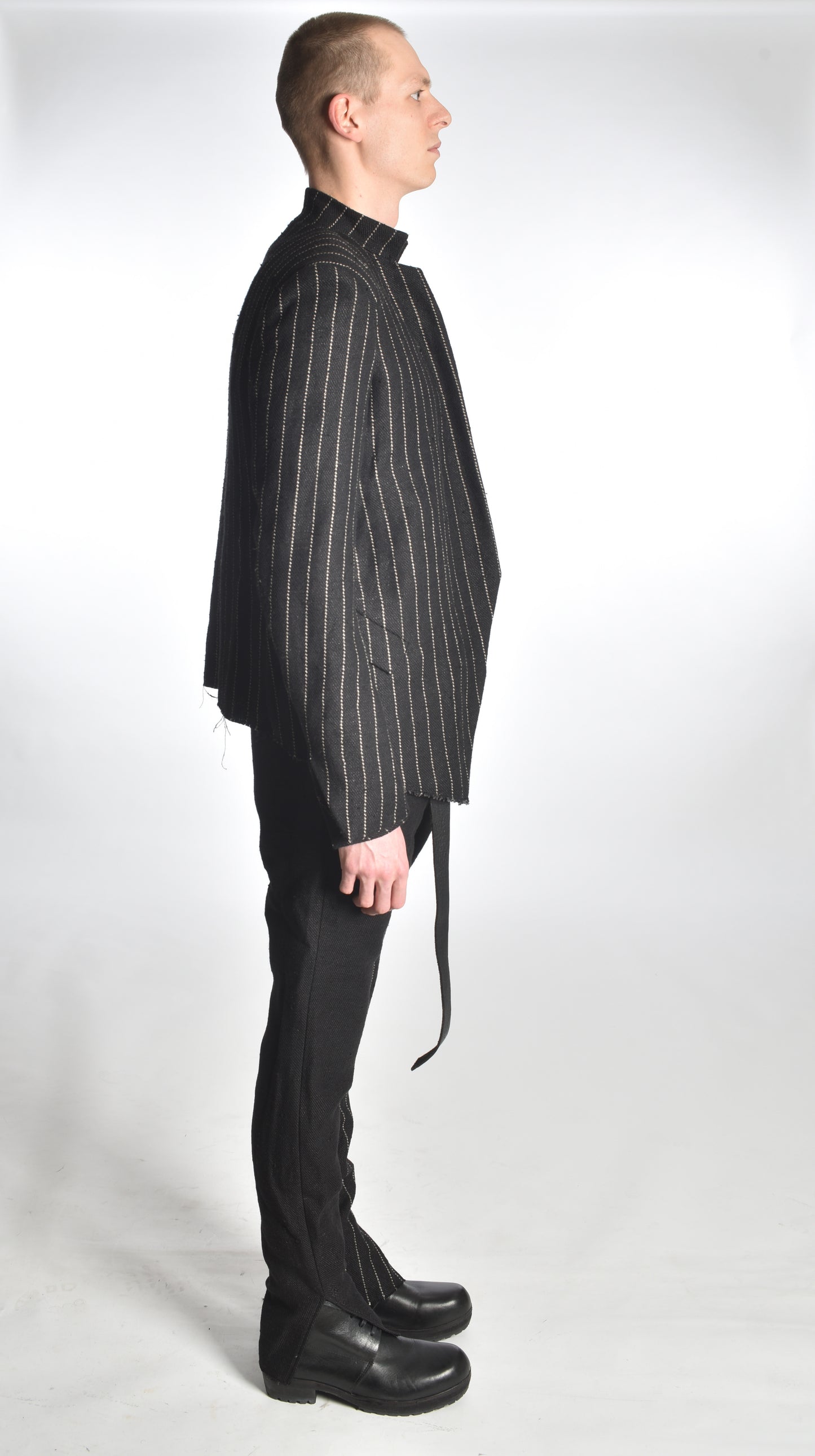 JA81 - Vested Suitjacket
