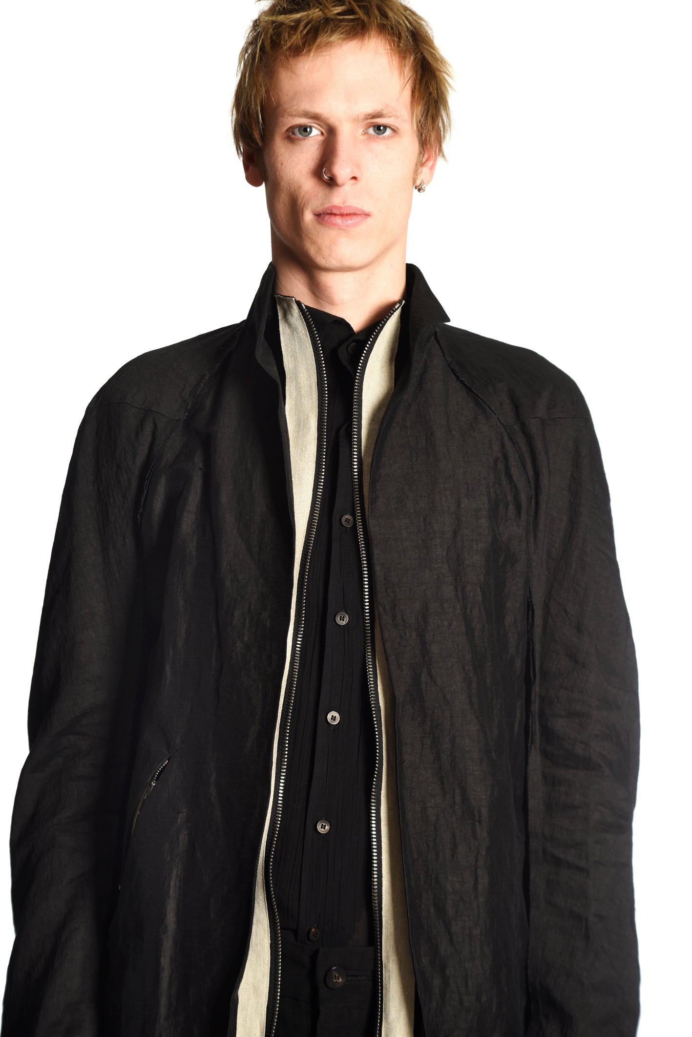 Long Cut Zipped Coat