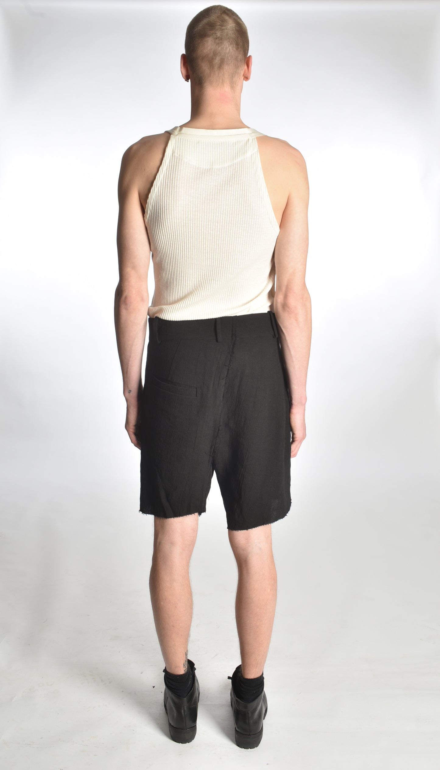 TR52 - Twisted Decoup Shorts