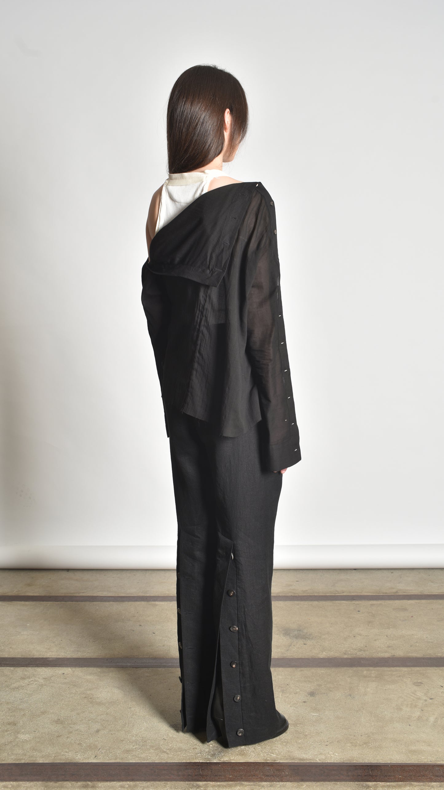 Twisted Buttoned Blouse